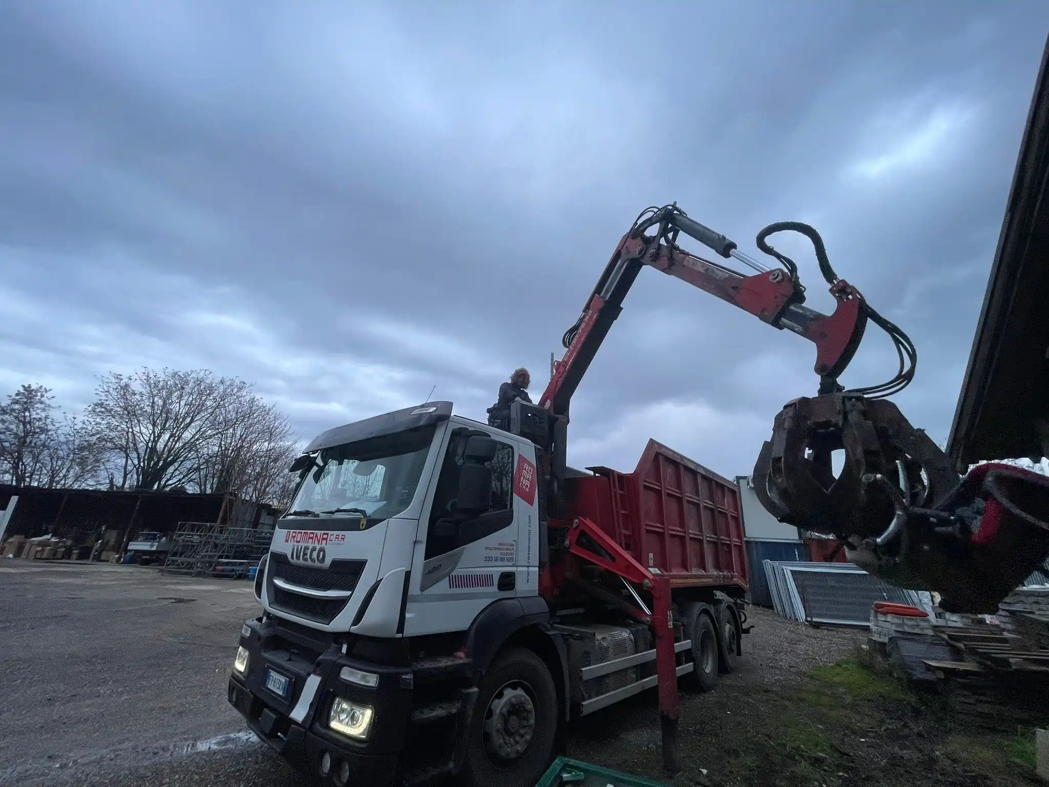 Smaltimento rifiuti in discariche autorizzate nel Lazio