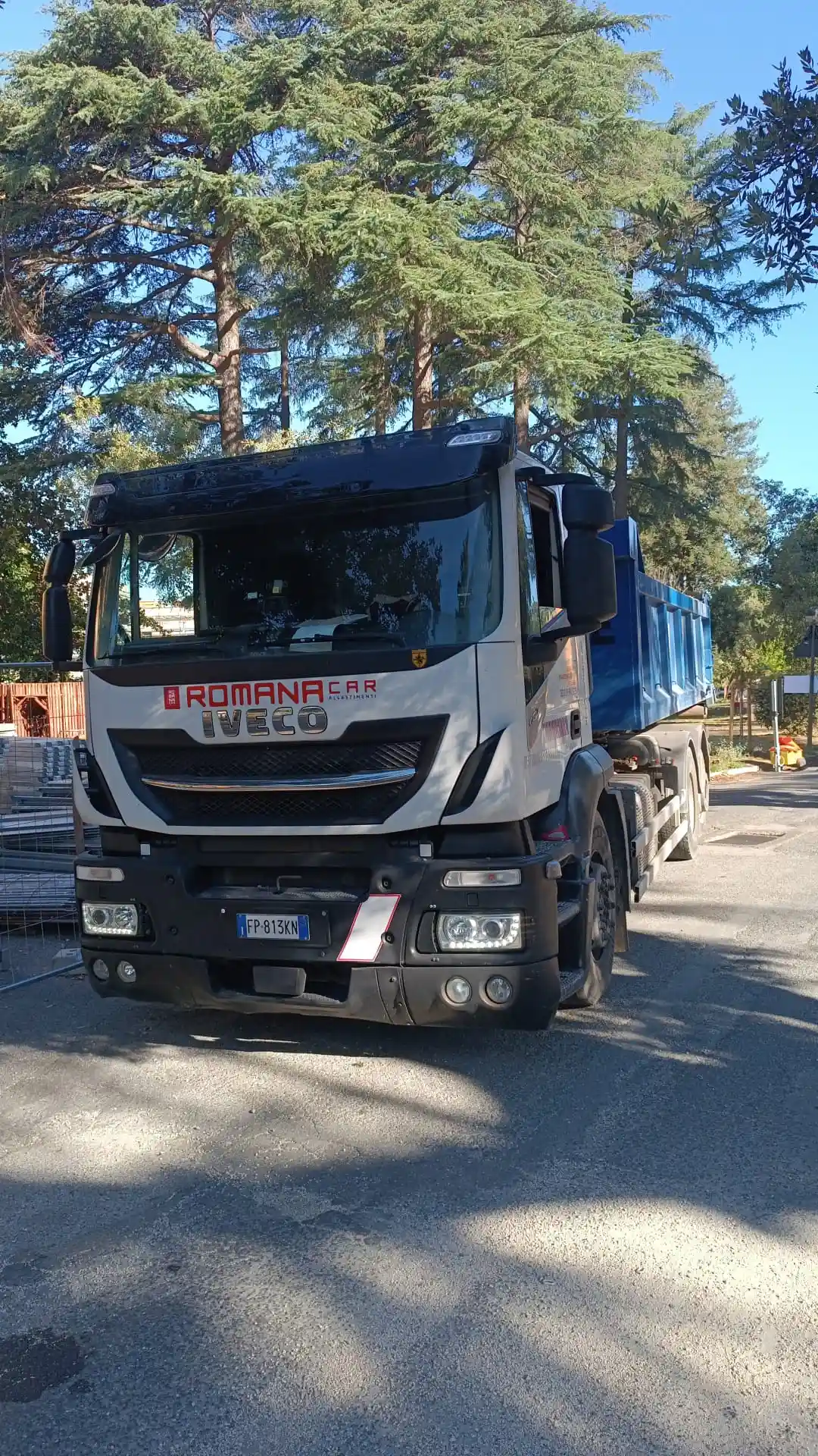 Macchinari e mezzi Ritiro Rifiuti Roma per movimento terra e demolizioni selettive